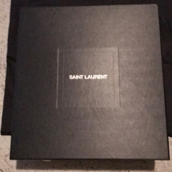 Authentic Saint Laurent Lulu Boot - Picture 4 of 8